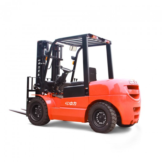 CPCD45T8/CPCD50T8-X    4.5/5.0噸內(nèi)燃叉車(chē)